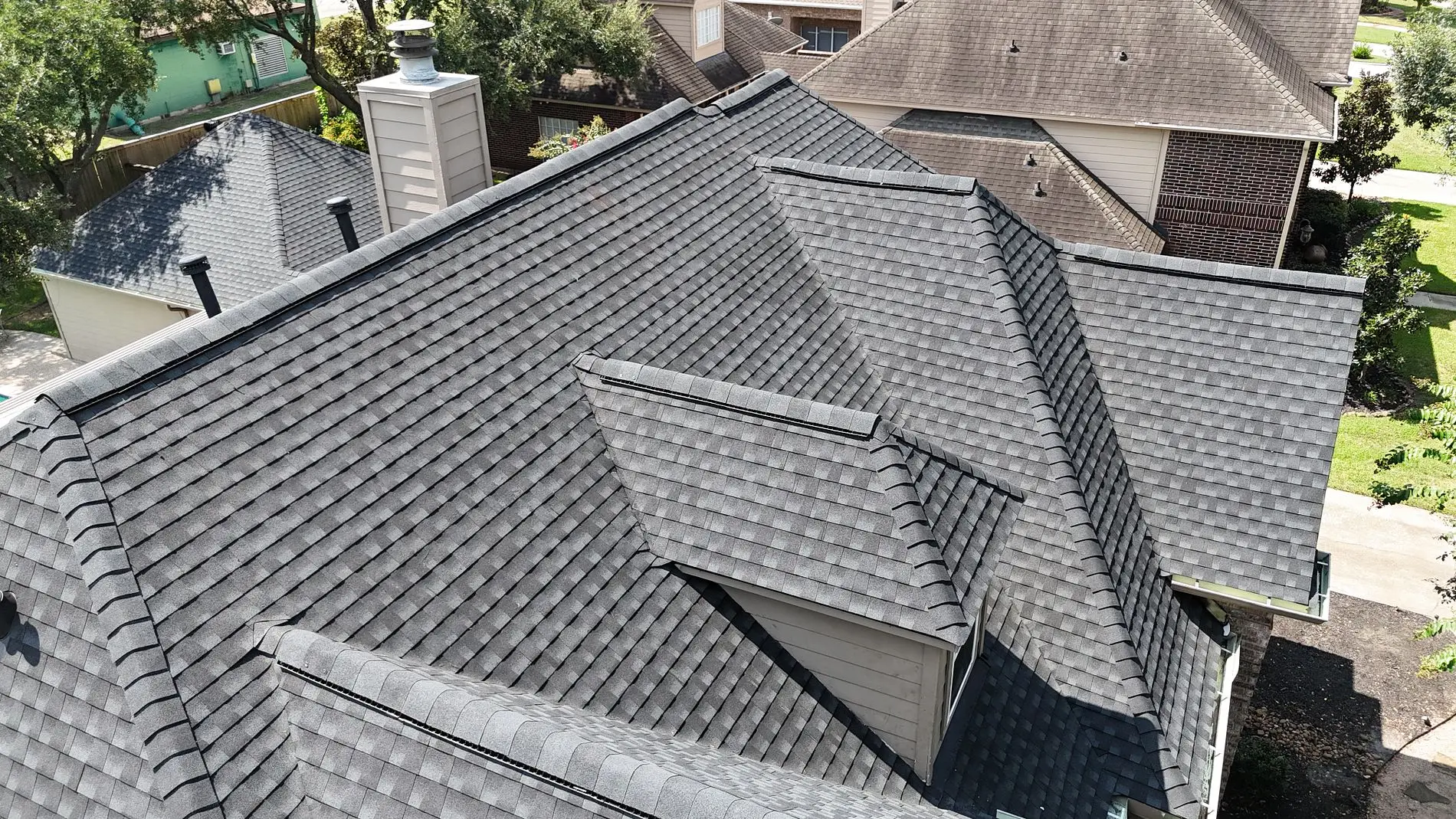 blackroofdetails